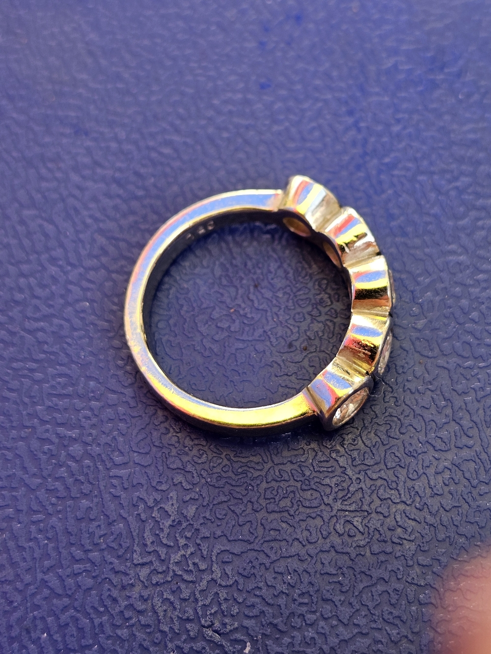 Platinum 5 Natural Diamond Bezel Set Band Ring - Picture 4 of 4